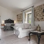 Bramasole Charming House